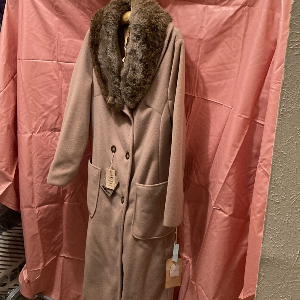 Ladies trench coat w rabbit fur size 16 - Picture 3 of 7